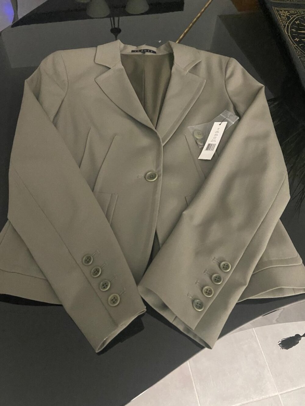 NWT Gorgeous Theory Taupe Blazer - Size 8